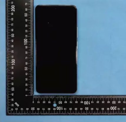 Poco F4 и Poco F4 Pro