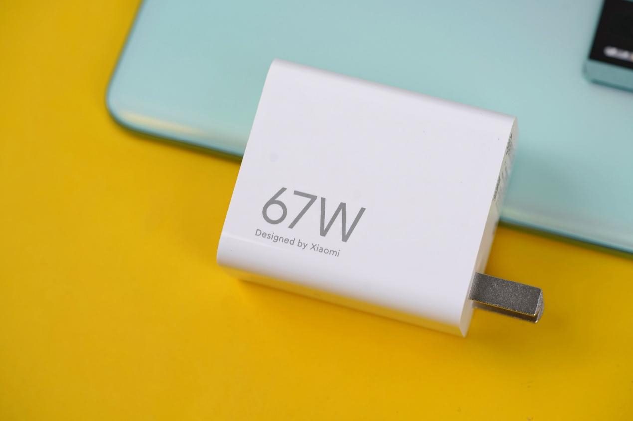 Redmi K60 продемонстрировали на живых фото