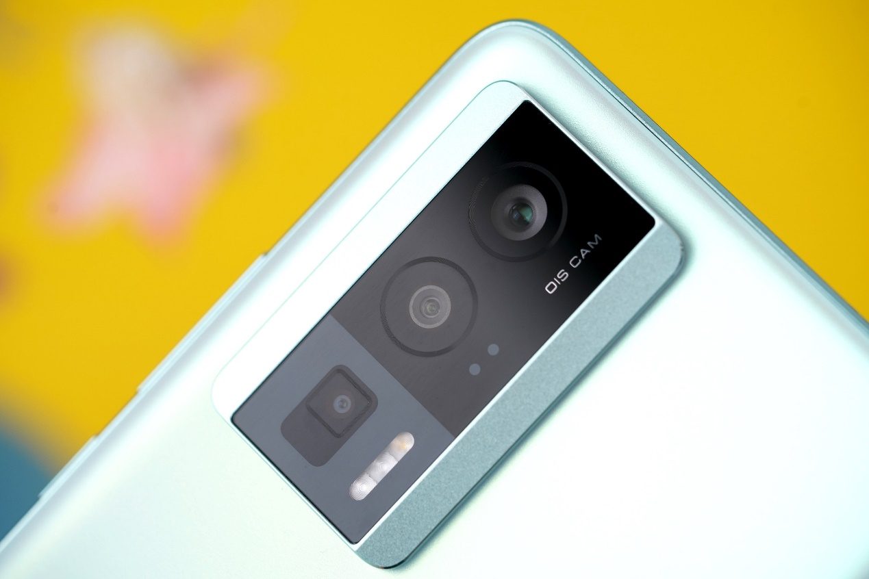 Redmi K60 продемонстрировали на живых фото